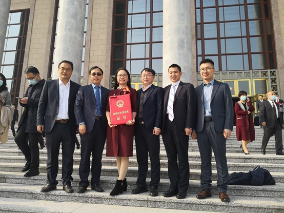 中材科技南京玻纖院參研項目喜獲兩項國家科技獎(圖6) 中材科技南京玻纖院參研項目喜獲兩項國家科技獎(圖6)